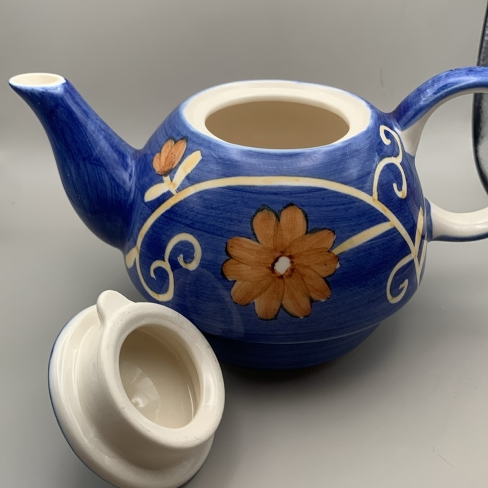 Blue floral Tea pot ceramic Herman Dodge & Son,excellent condition.‎ - Picture 6 of 10